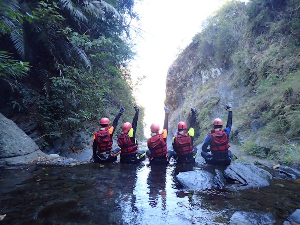高雄茂林至情谷溯溪