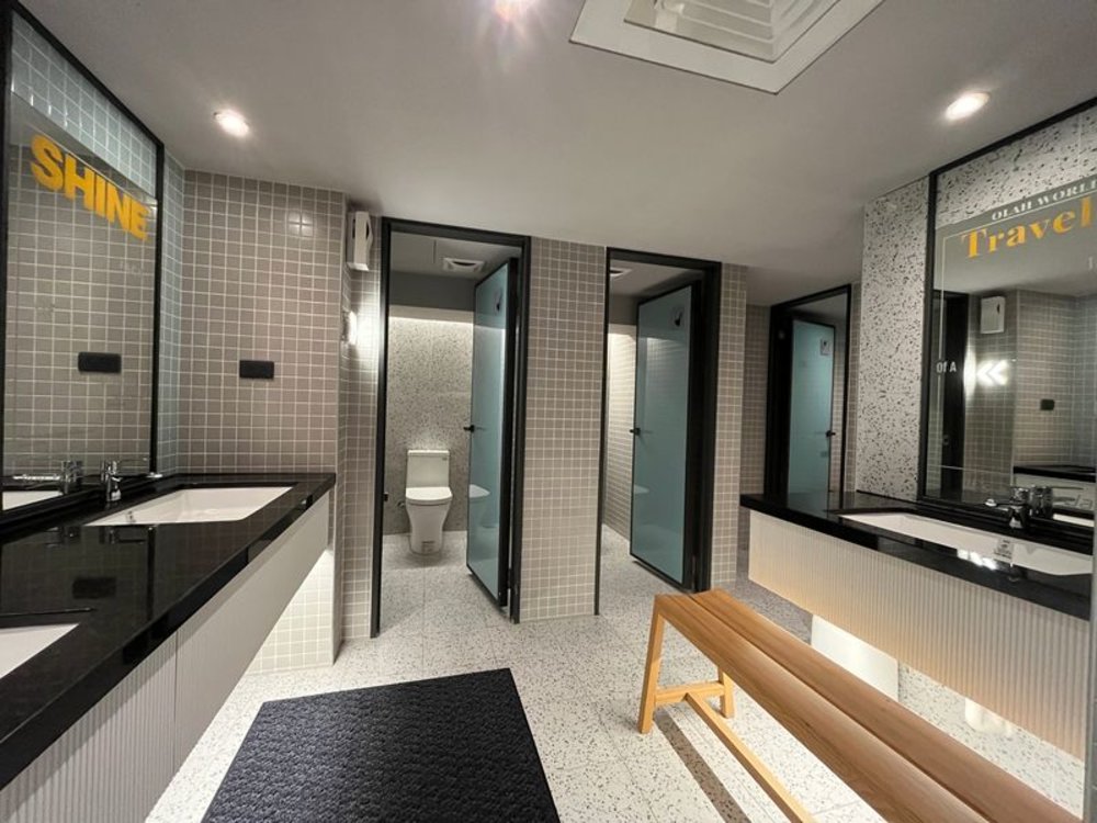 悅樂旅店·台中 背包客房浴室