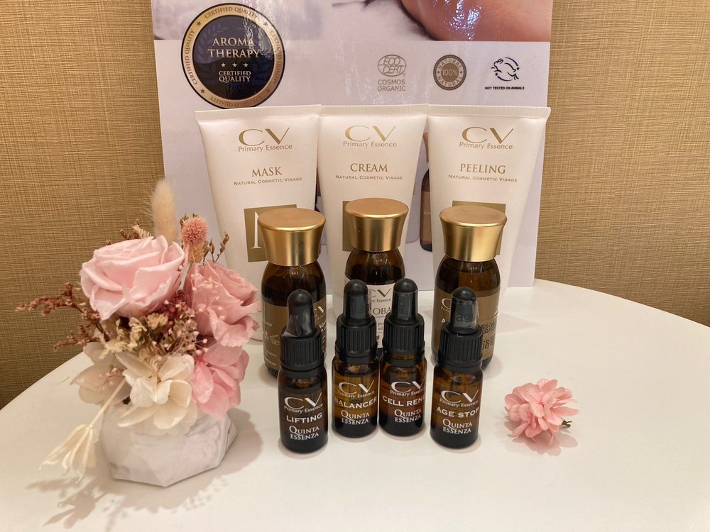 使用成份天然的香薰油,有助療程中鎮靜安神。