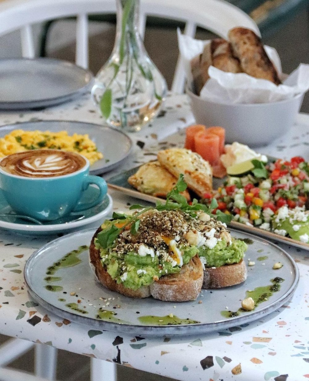 Avocado breakfast toast