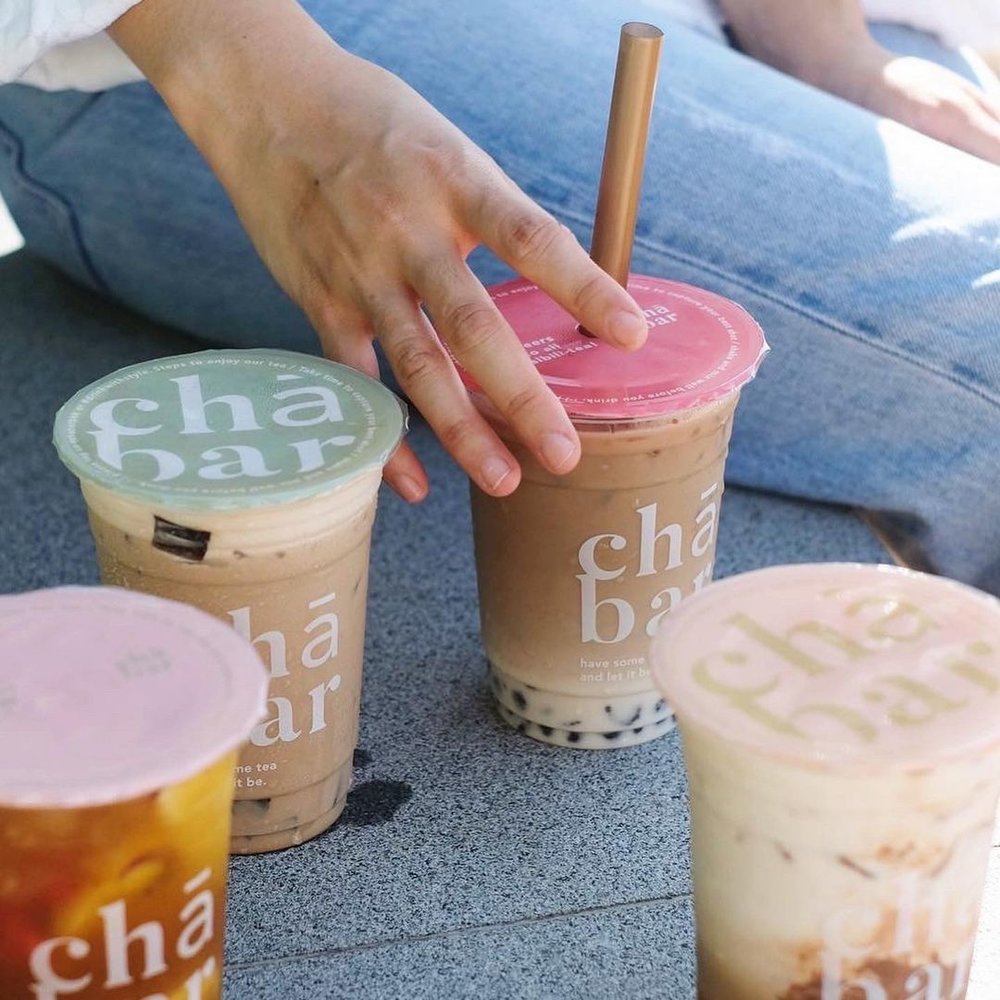 Sitting in the block with Milktea