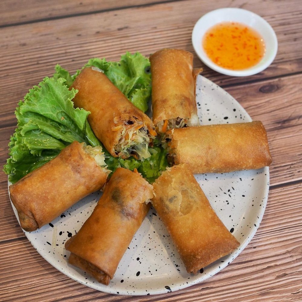 Vegetable Lumpia in a plate