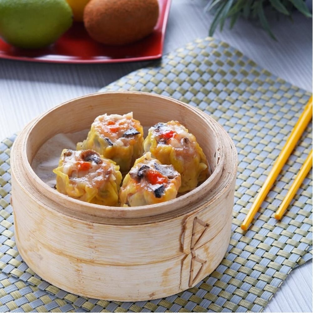Dumplings in a wooden container