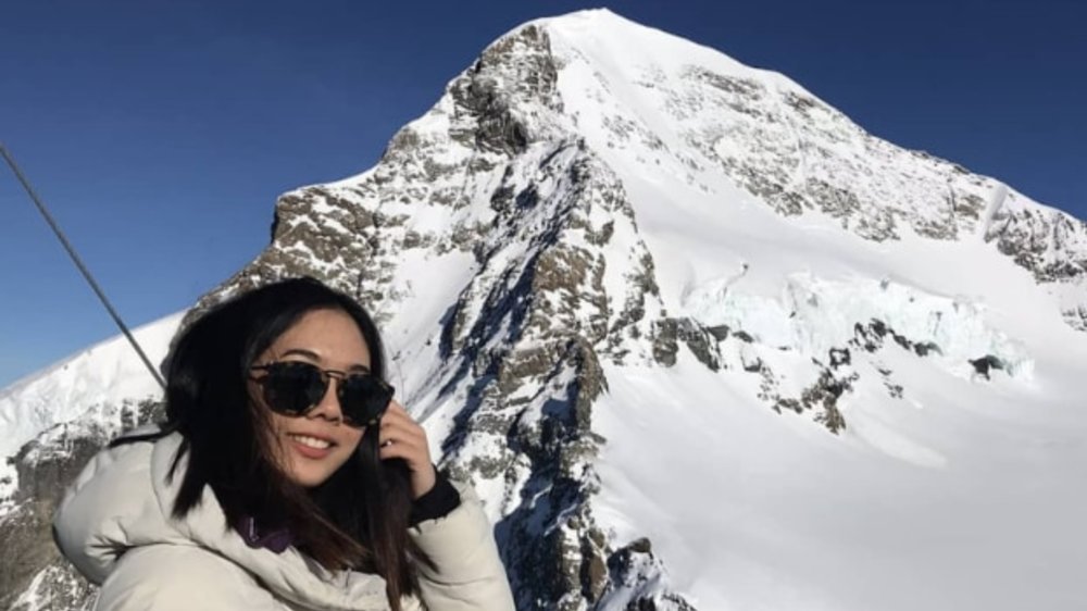 Don’t forget to snap the customary pic at the observation deck!