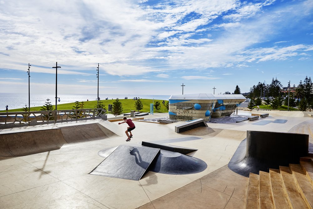 things to do in perth scarborough beach