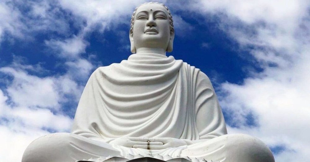 kinh-nghiem-du-lich-chua-long-son-nha-trang