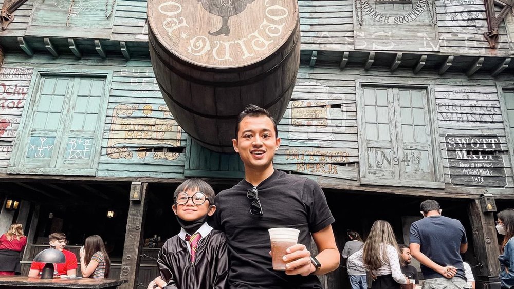 Cheers to a wonderful day at Universal Studios Orlando. Credits: @izzathamdan12