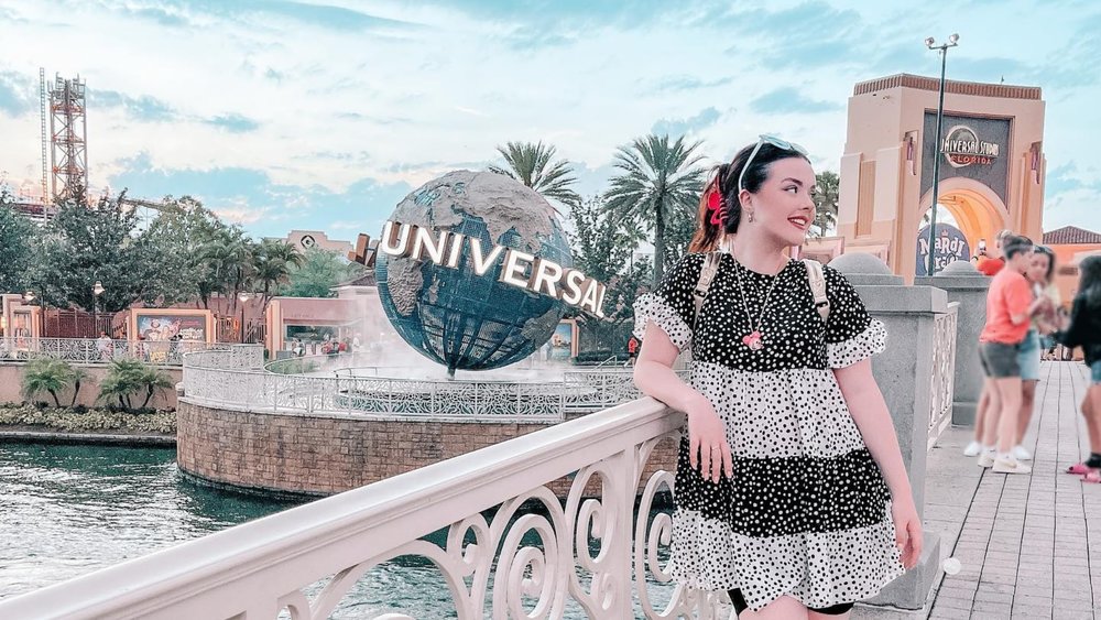 Welcome to CityWalk! Image credits: @wishuponatravels on Instagram