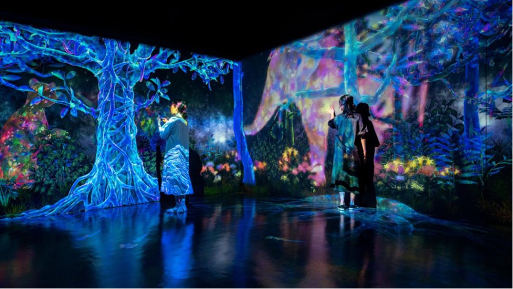 Light exhibit in a museum