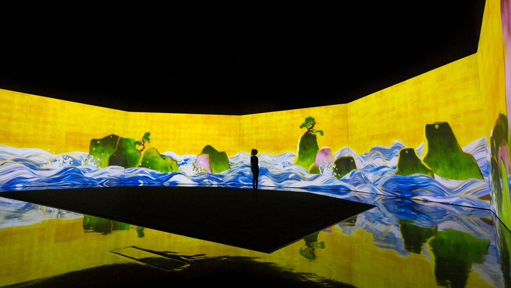 Light exhibit in a museum