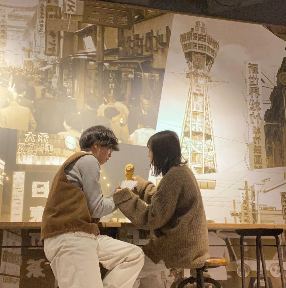 大阪くいしんぼ横丁のカップル