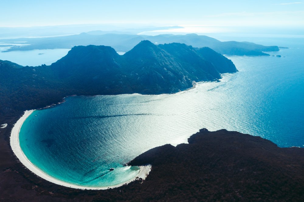 wineglass bay tasmania