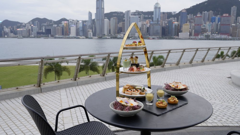 Pano坐擁維港景色和藝術公園的景觀，在這裡吃下午茶簡直是人生一大樂事。