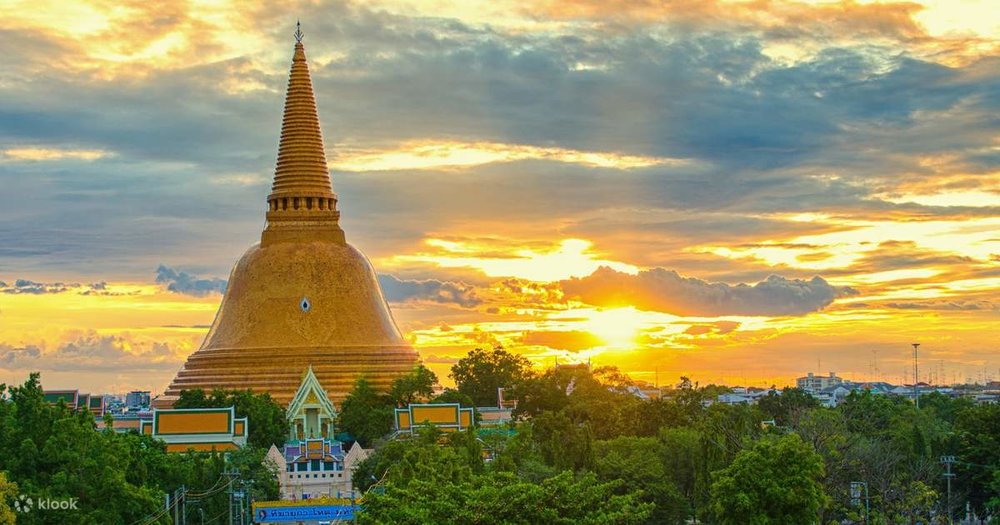 Nakhon Pathom from bangkok drive