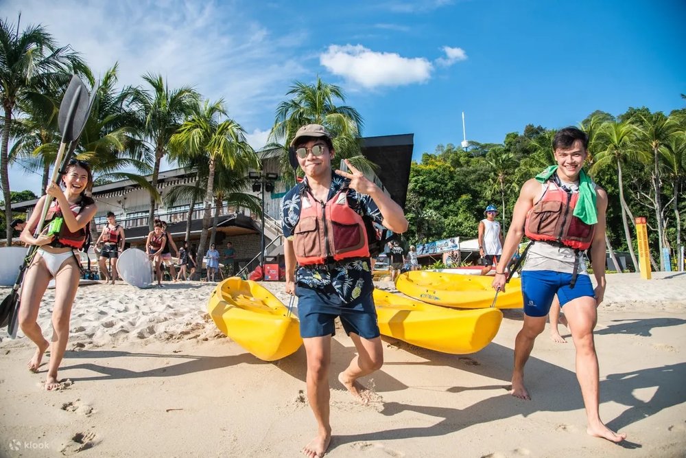 Chèo Thuyền Tại Ola Beach Club