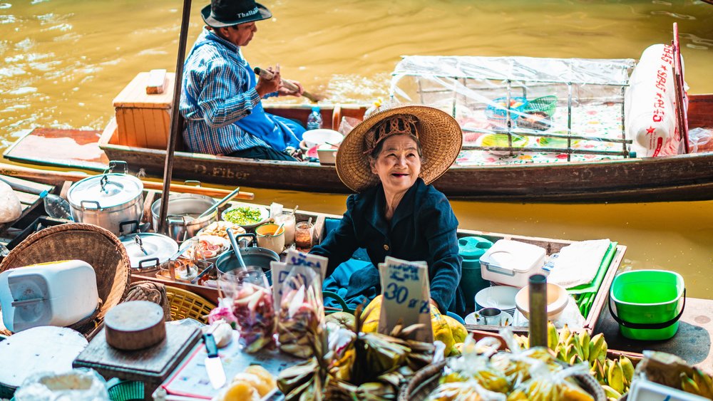 This market is the most famous floating market in Bangkok, known for its vibrant and bustling atmosphere. Image credits: Chait Goli on Pexels