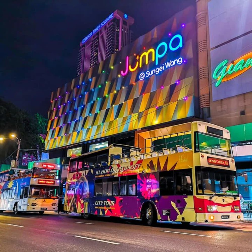 KL hop on hop off night bus tour best thing to do in Kuala Lumpur