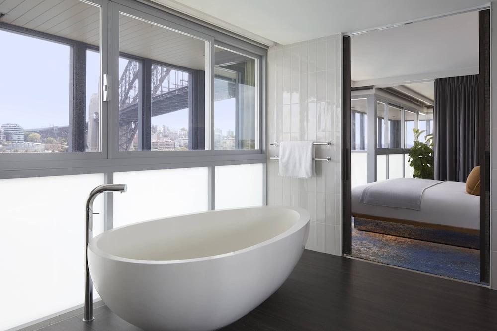 Sydney Pier One Sydney Harbour Room