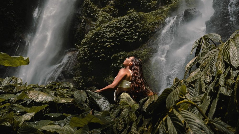 Beat the heat at one of Bali’s waterfalls. Credits: @gypsyinsneakers