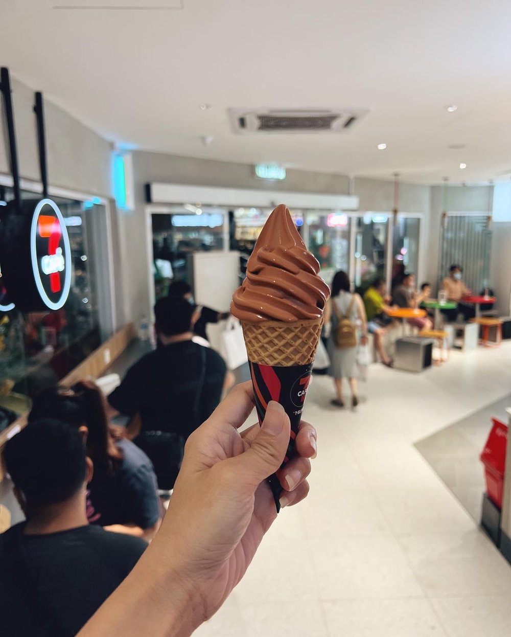 711 store cafe bandar puteri puchong selangor kl