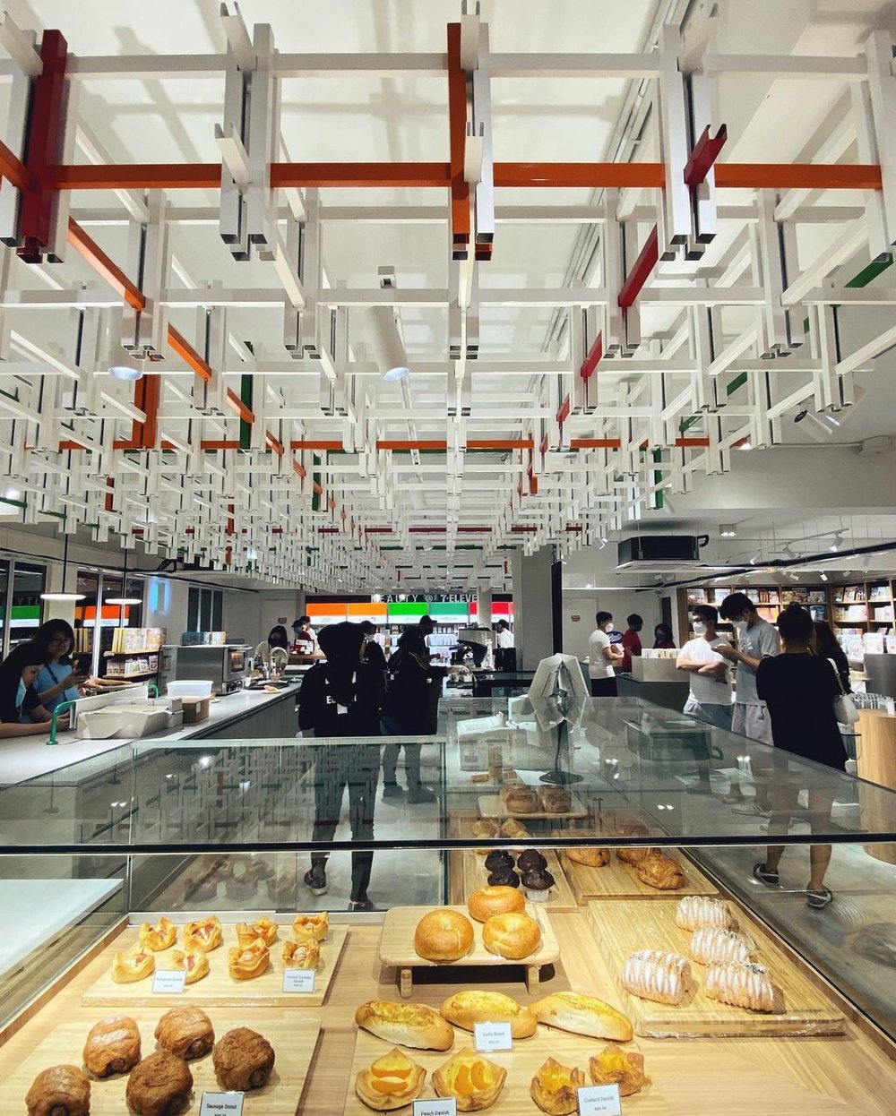 711 store cafe bandar puteri puchong selangor kl