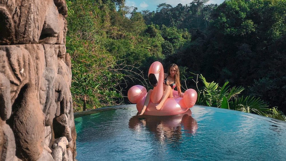 A luxury getaway in the Ubud valley close to all of the region’s famous attractions. Credits: @anastasia__belozerova on Instagram