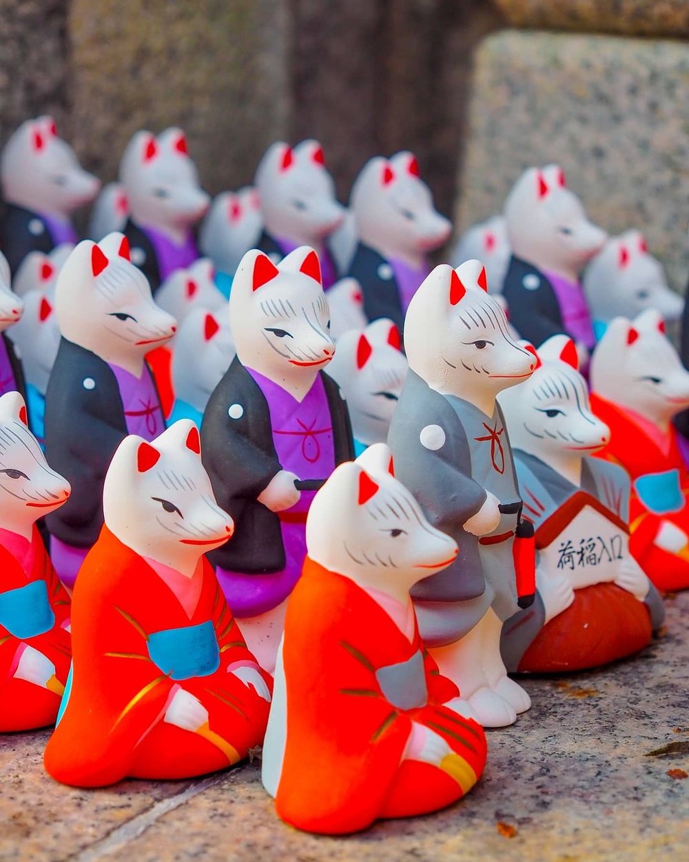 伏見稲荷大社 キツネ