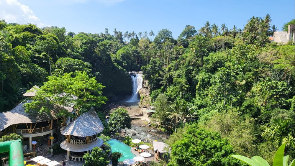 Tegenungan waterfall in Ubud 