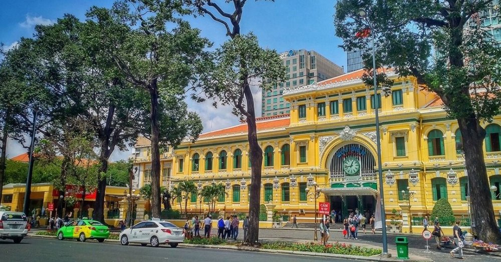 buu-dien-trung-tam-sai-gon