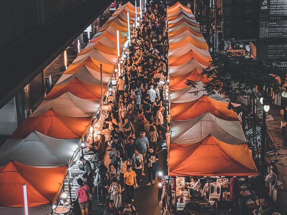 Silom Night Market 席隆夜市