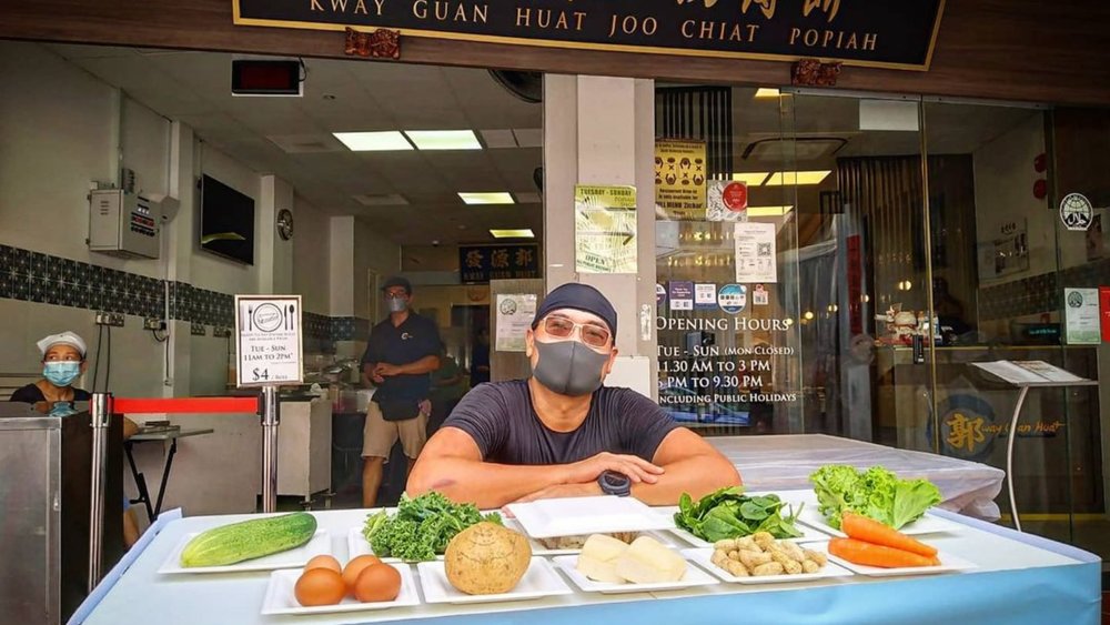 Learn how to roll your own Popiah. Credits: @airlick_ng