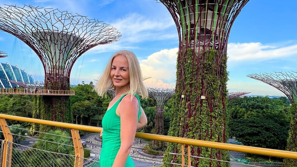 Have a sky-high stroll at the Supertree Observatory! Credits: @voulakatsavou on Instagram