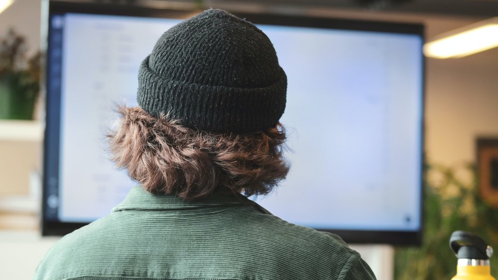 Watch sports, news, and series at the TV lounge. Credit: Sigmund