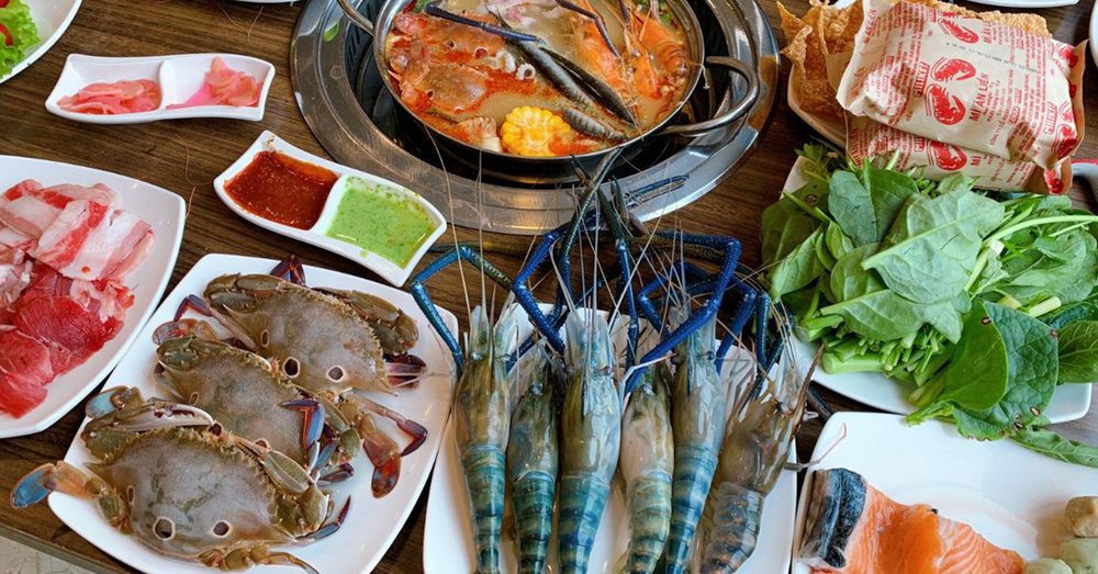 Nhà Hàng Lồng Đèn Phố