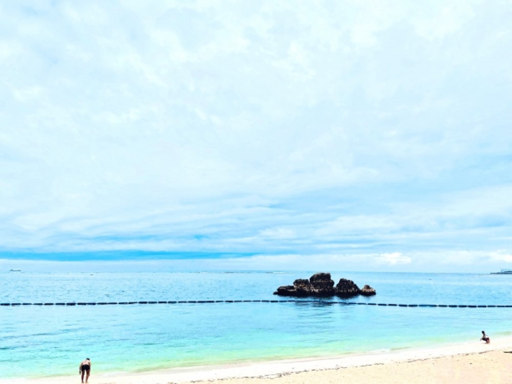 沖縄ビーチ Beach in Okinawa Jellyfish guard
