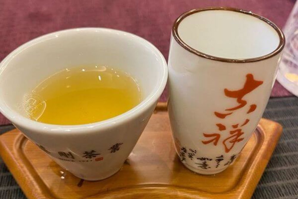 台中觀光工廠：華剛茶業