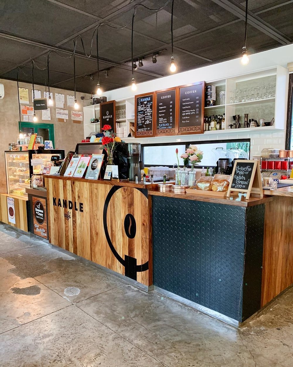 Inside Kandle Cafe
