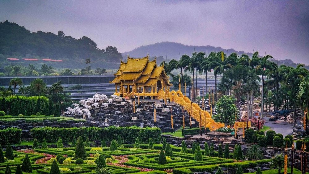 the nong nooch tropical garden's european garden