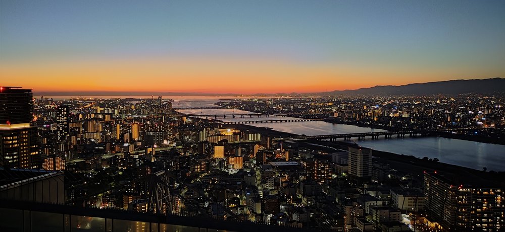 우메다 스카이 빌딩 뷰