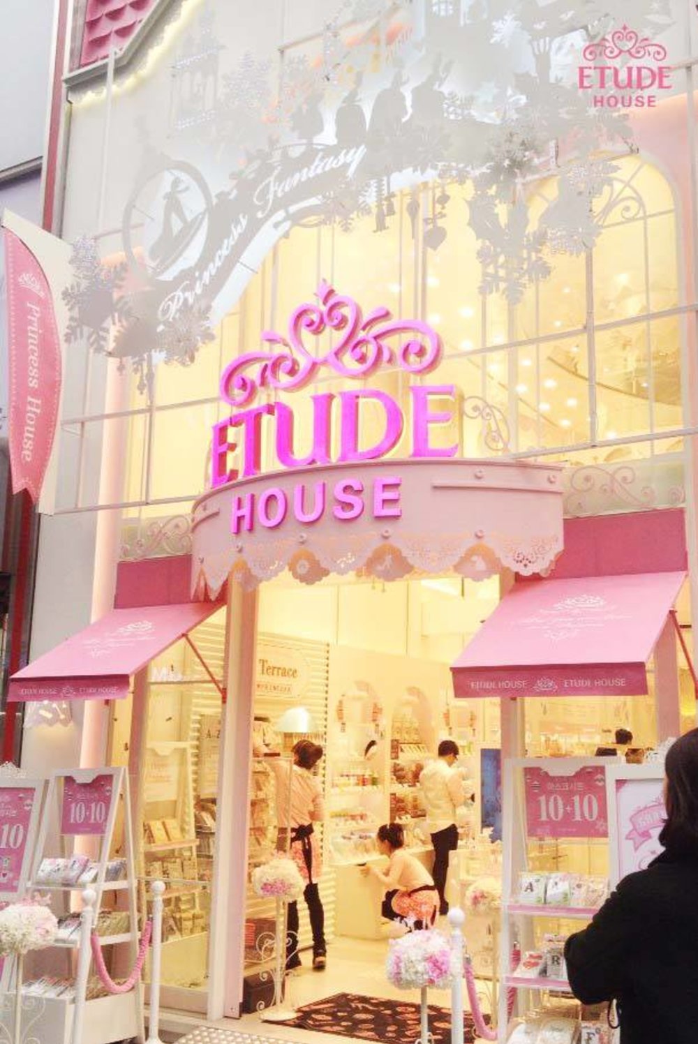 Etude House Facade