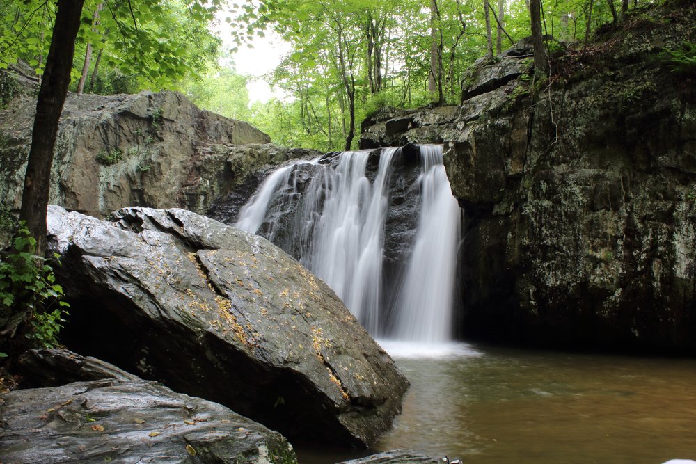 Mini waterfall in the mountain