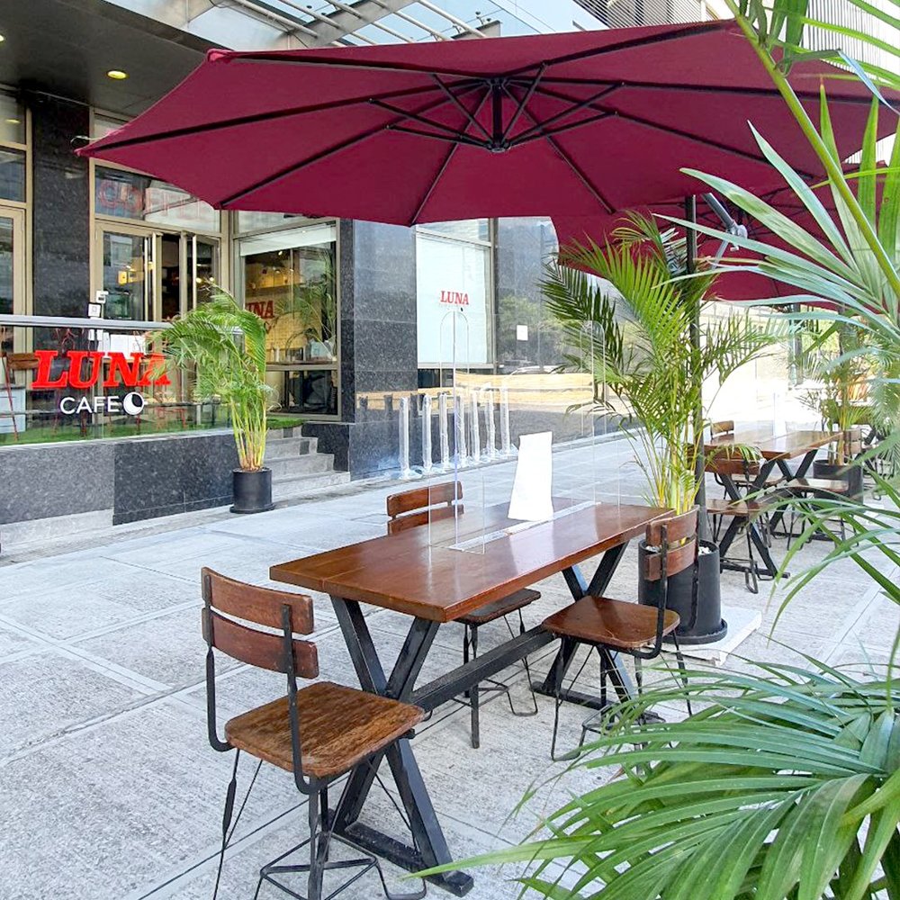 Luna Café  Facade