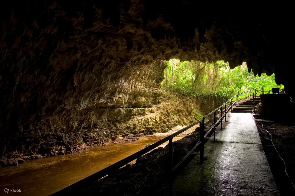 ガンガラーの谷 galgala valley