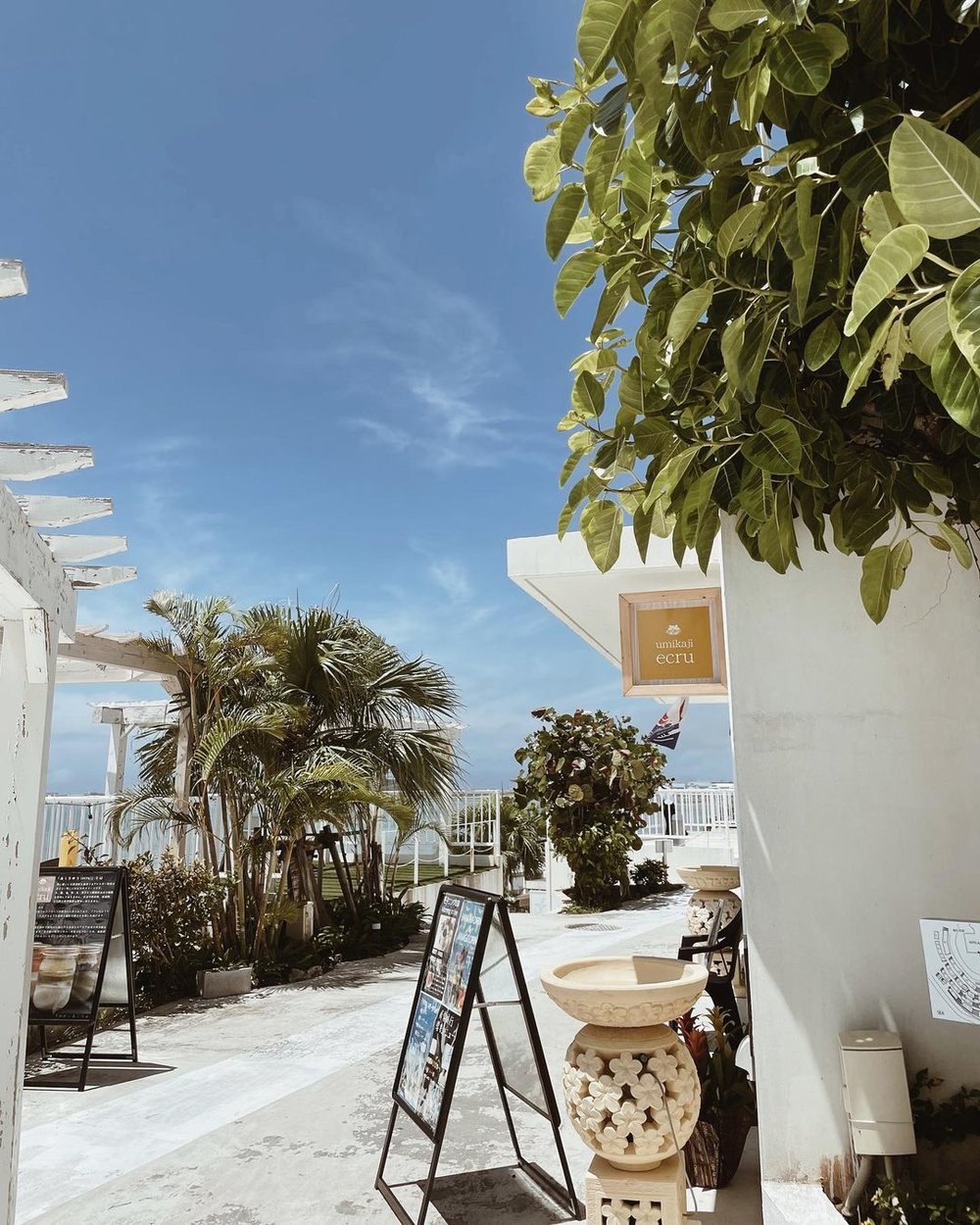 瀬長島ウミカジテラス