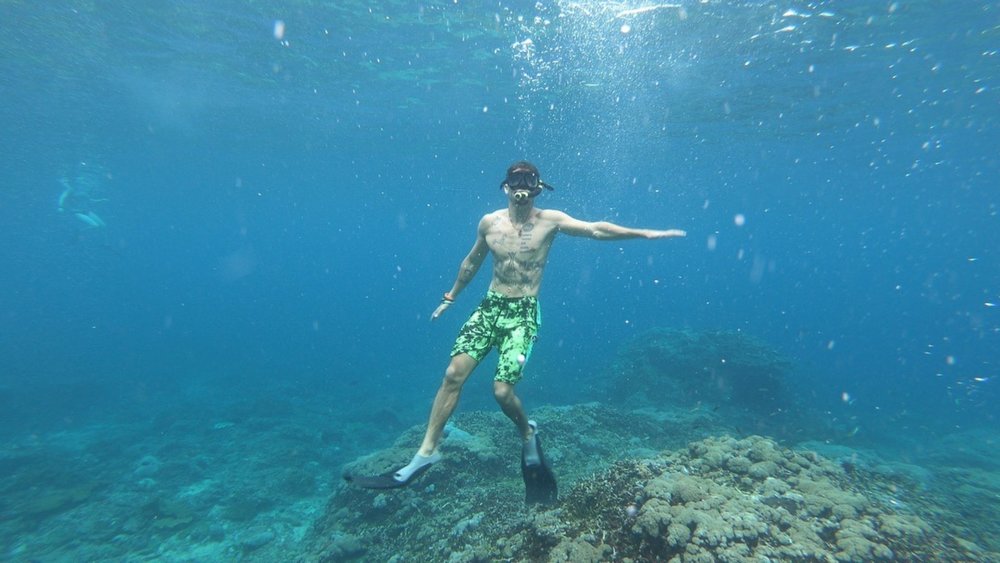 It’s short dive down at Nusa Dua.  Image credits: @brunalex on Instagram