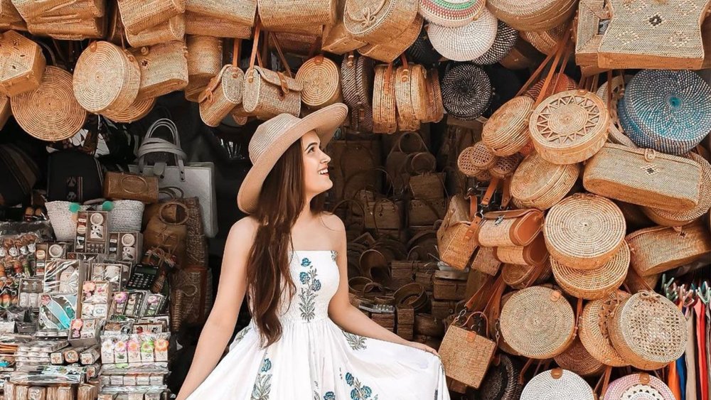 Revel in artisan goods at Ubud Art Market. Credits: @simranchoudhary_