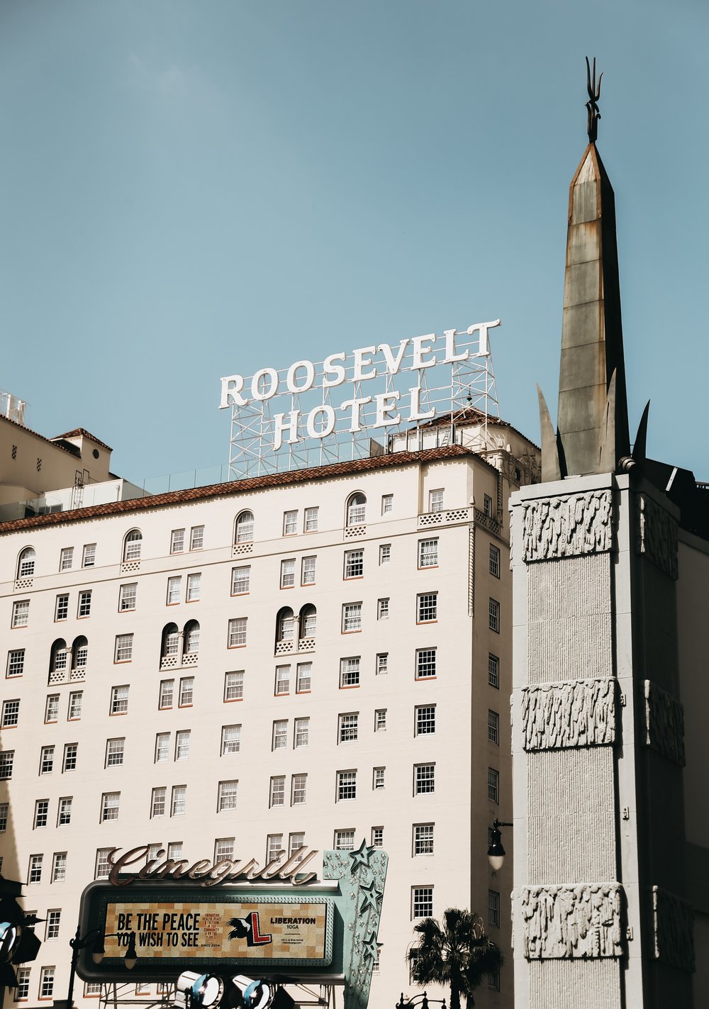 a view of the Roosevelt Hotel from outside
