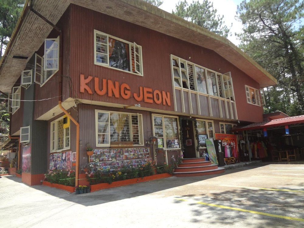 Korean Palace Restaurant Facade