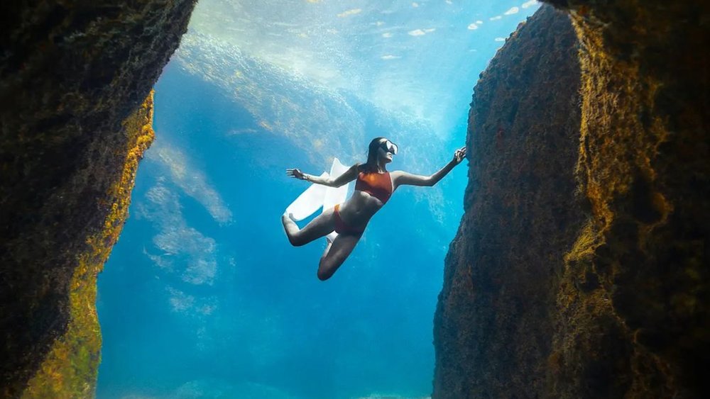 Try freediving at Koh Lipe and marvel at the underwater rock formations. Credit: tones.of.blue
