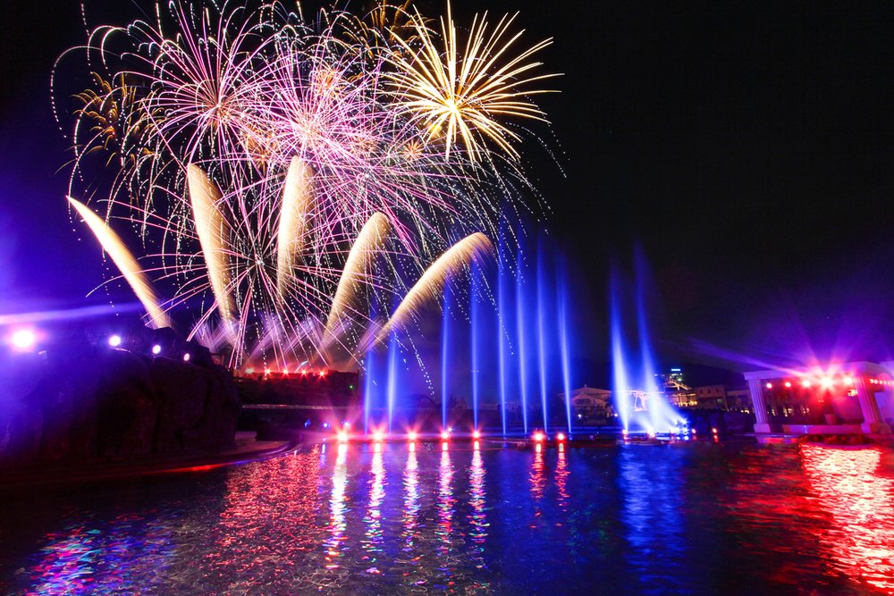 ラグーナテンボス 花火のショー